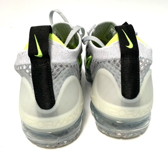 Nike Air Vapormax Flyknit Youth Shoes Size 4Y Gray Volt Green Sneaker DB1550-005 - Picture 4 of 8